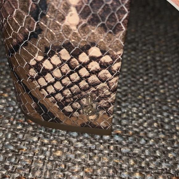 Gently Loved Sam Edelman Daniella Heels - Picture 3 of 7